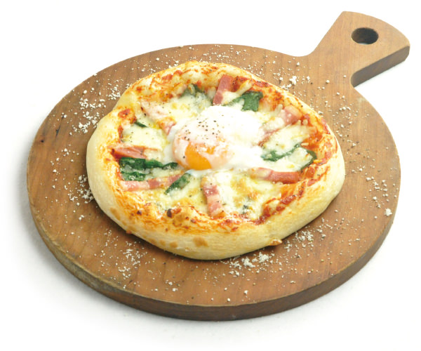 pizza-bacon-egg